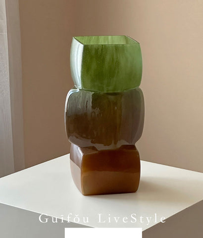 Gui Fou New Chinese-style glazed square mouth vase, niche design, water-raised flowers, geometric green glass flower ornaments
